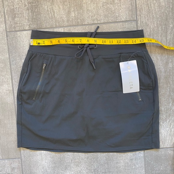 Athleta Trekkie North Skort - Charcoal - Picture 9 of 12